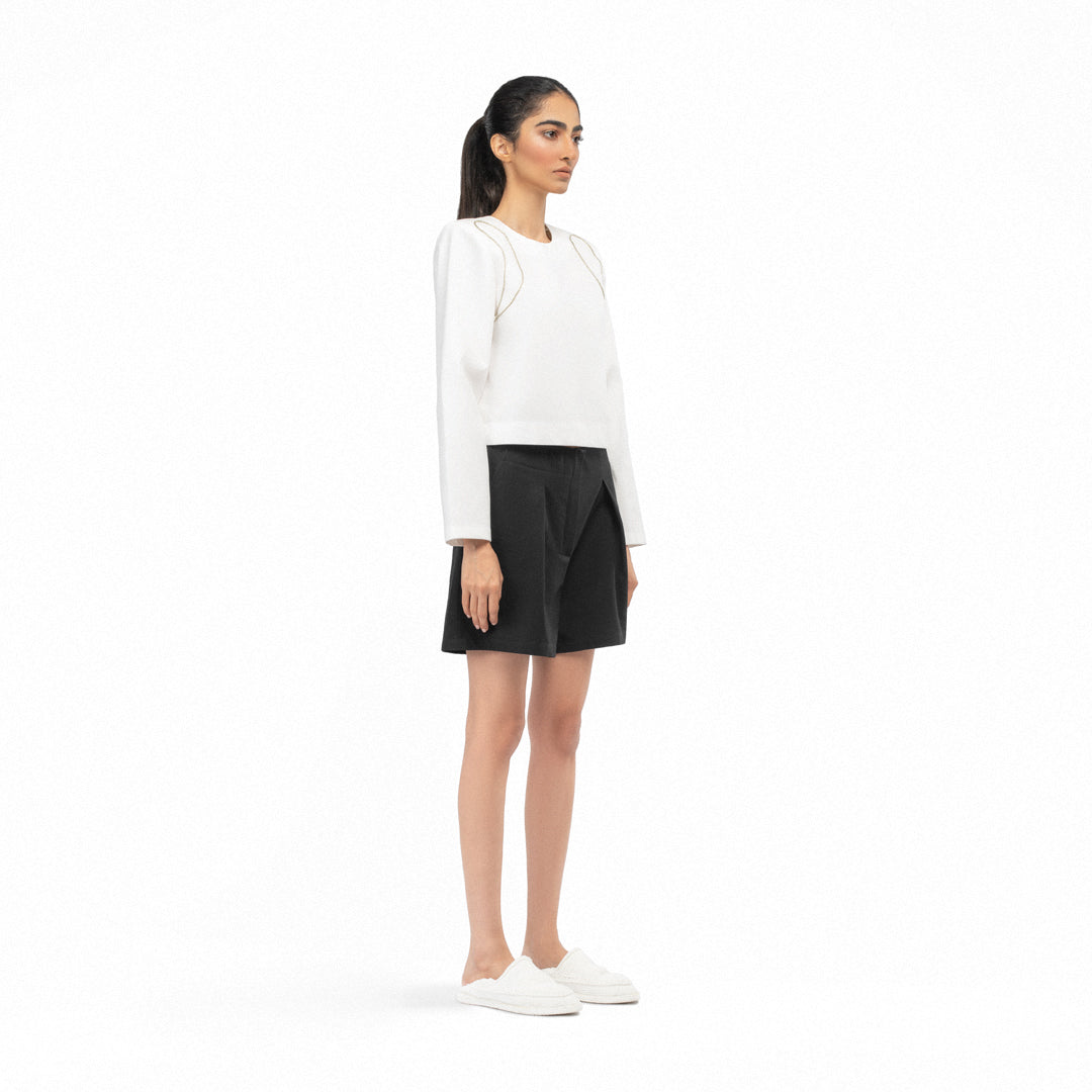 HOAMA PADDED SHOULDER TOP WITH APPLIQUÉ